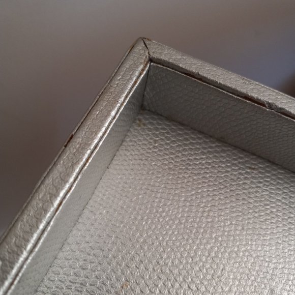 Hold Everything by Williams Sonoma Silver Leather Valet Tray - Picture 13 of 16